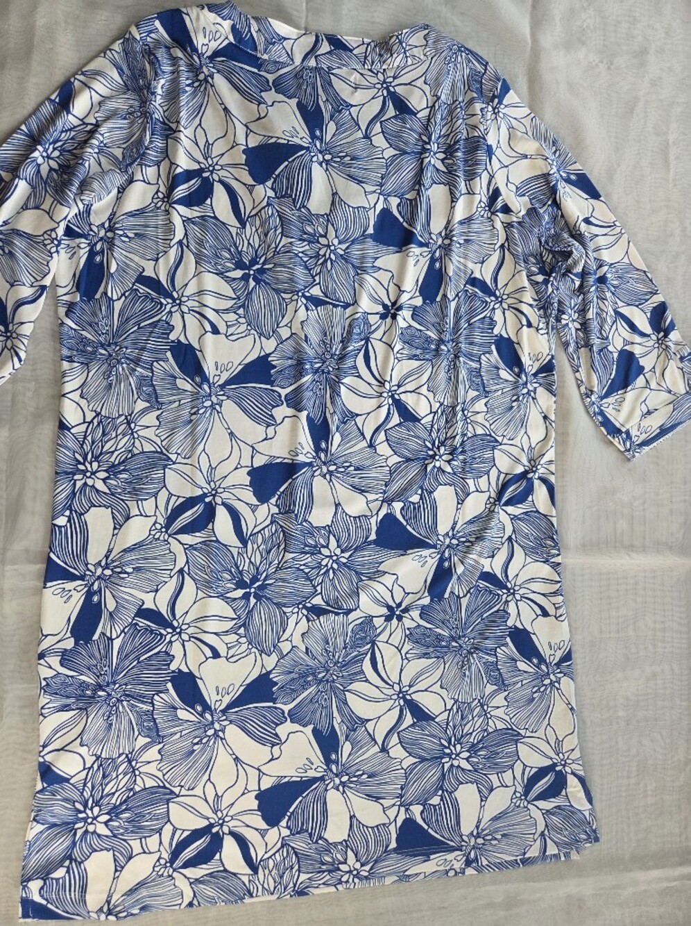 Island Collection Stella Parker Blue and White Floral Cover-Up Tunic - Picture 7 of 9